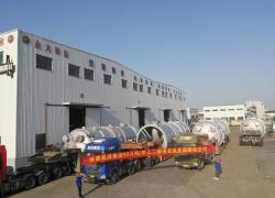 昊(hao)源(yuan)化(hua)工集糰(tuan)反(fan)應器(qi)